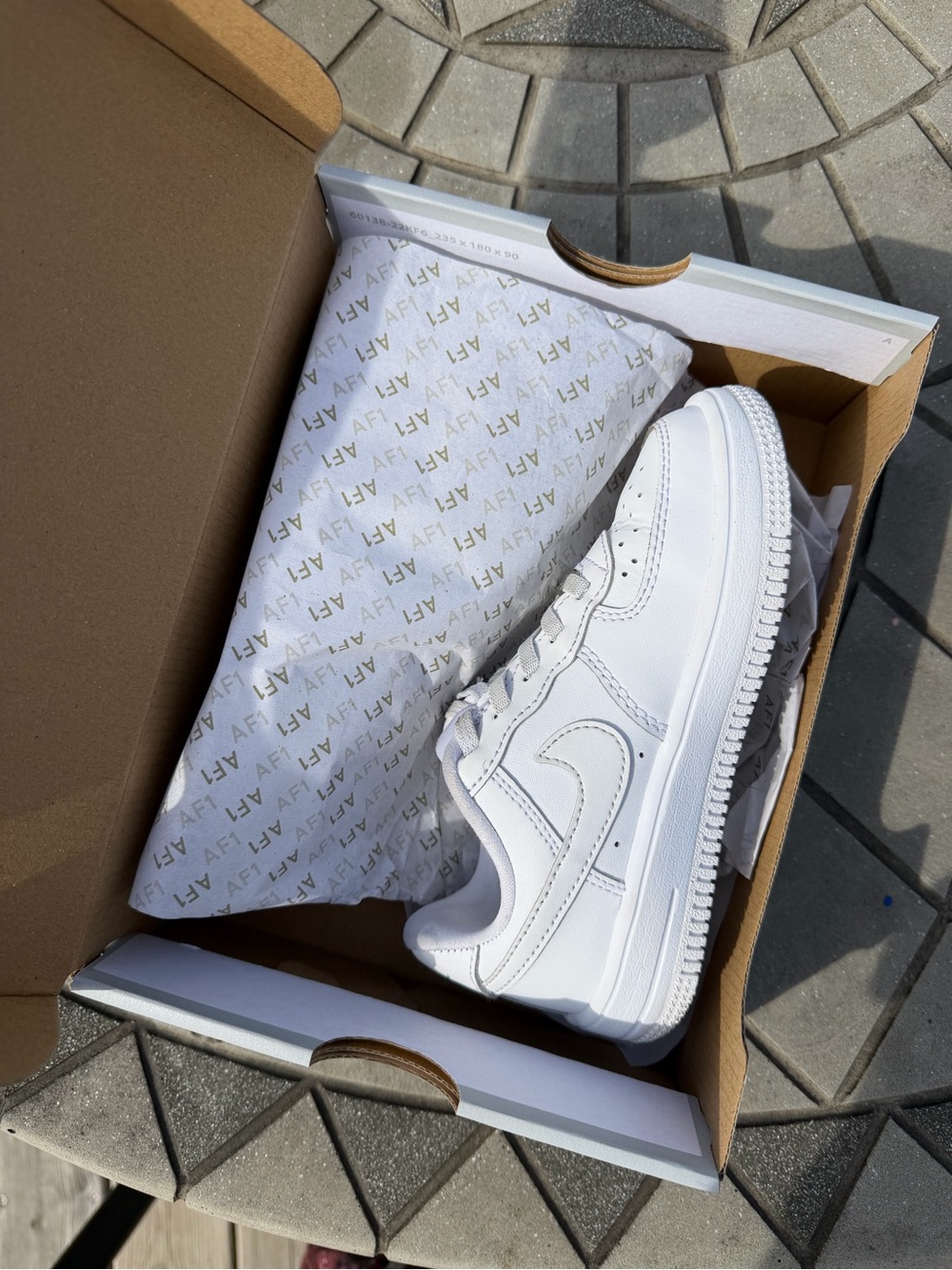 Kids White Low-Top Sneakers - Classic Casual Style